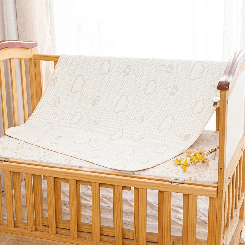 Pavoco Baby- und Kleinkindbettwäsche 2er-Pack / Wolke / 50x70cm Auslaufsichere Matratzenauflage für Kinder weich atmungsaktiv 2er-Set