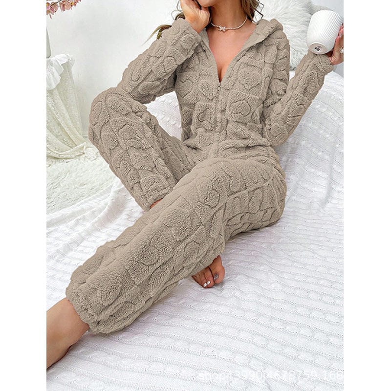 Pavoco Freizeitkleidung Camel / S Gemütlicher Fleece Overall für Damen mit Kapuze warm und weich ideal für Zuhause