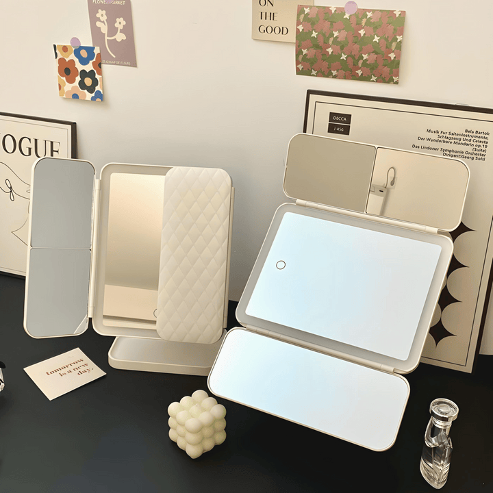 Pavoco Make-up Spiegel Eleganter Schminkspiegel mit Licht für Damen faltbar dreifach vergrößernd