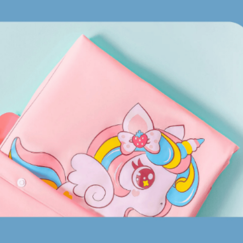 Pavoco Regenbekleidung Bunte Kinderjacke leicht faltbar wasserdicht mit Tiermuster für Spiel und Spaß