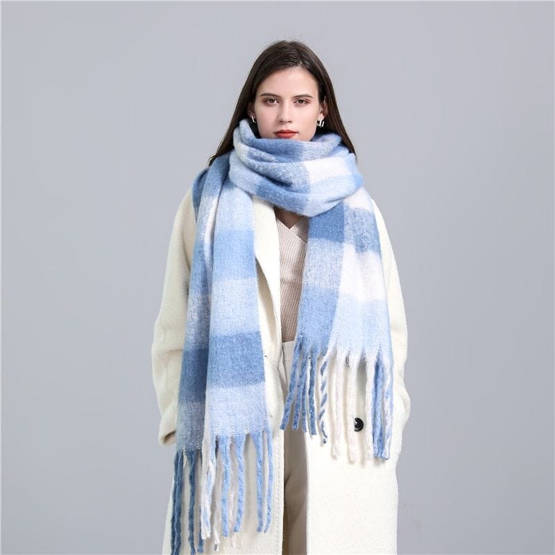 Pavoco Schals & Tücher Himmelblau Kuscheliger Kaschmir Schal für Damen warm stilvoll Winter elegant 220x50 cm
