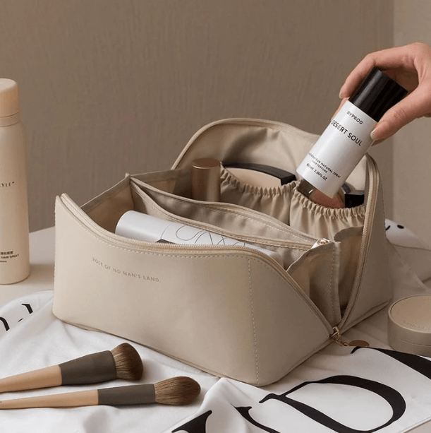 Pavoco Schönheitsaufbewahrung & -organisatoren Beige Elegante Kosmetiktasche für Damen kompakt wasserabweisend mit Fächern