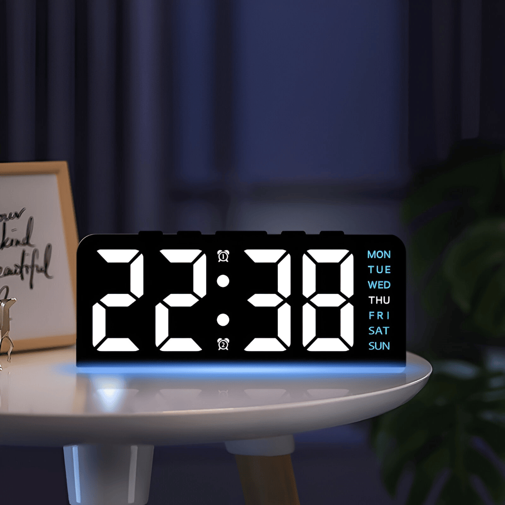 Pavoco Uhren Stilvoller LED Wecker für Unisex USB betrieben minimalistisch flüsterleise modern