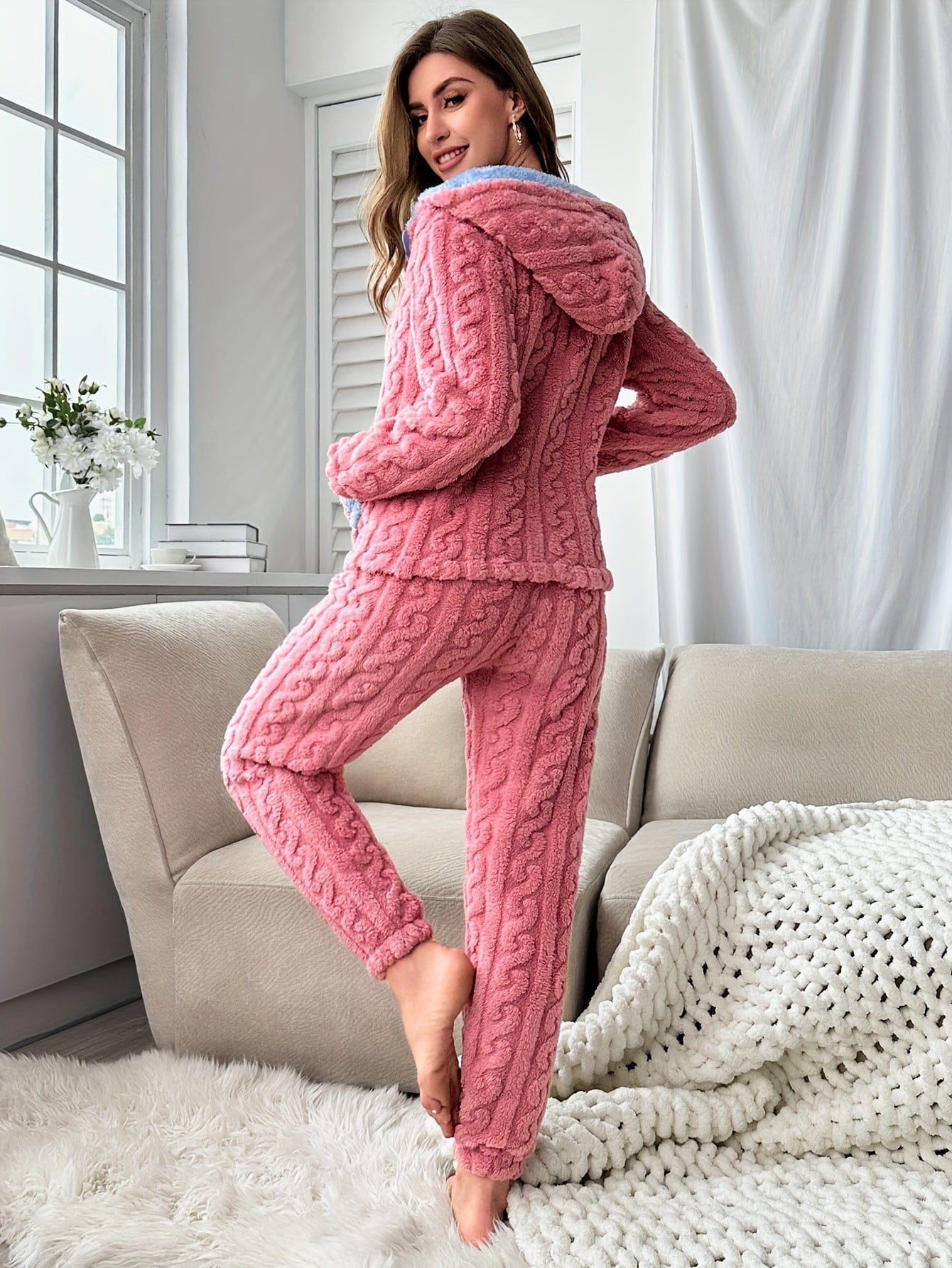 Pavoco Damen Schlafanzüge & Loungewear Kuscheliges Pyjama Set für Damen Fleece Kapuze Herbst Winter Jacquard Design