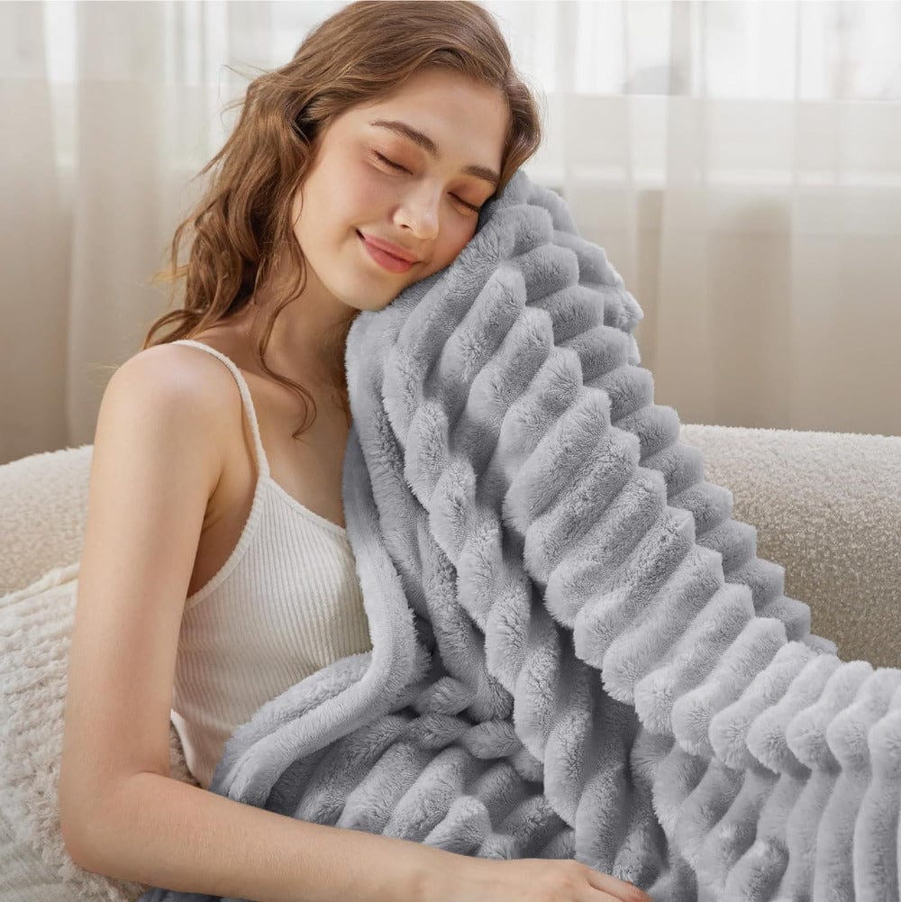 Pavoco Decken & Überwürfe Himmlische Kuscheldecke für Unisex ganzjährig atmungsaktiv Fleece vielseitig
