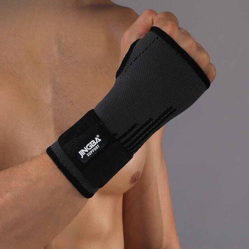 Pavoco Handgelenkstützen & -schienen S-M / Schwarz / Kurz Atmungsaktive Handgelenkbandage für Unisex flexibel stabilisierend Sport