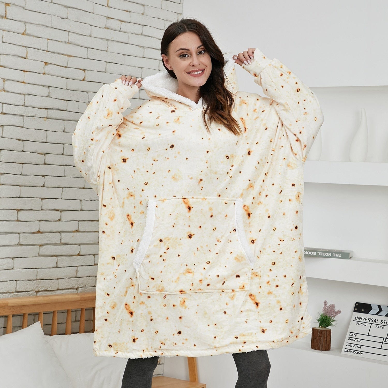Pavoco Hoodies & Sweatshirts Pfannkuchen Kuscheliger Hoodie für Unisex weich mit Kapuze und Taschen ideal für Zuhause