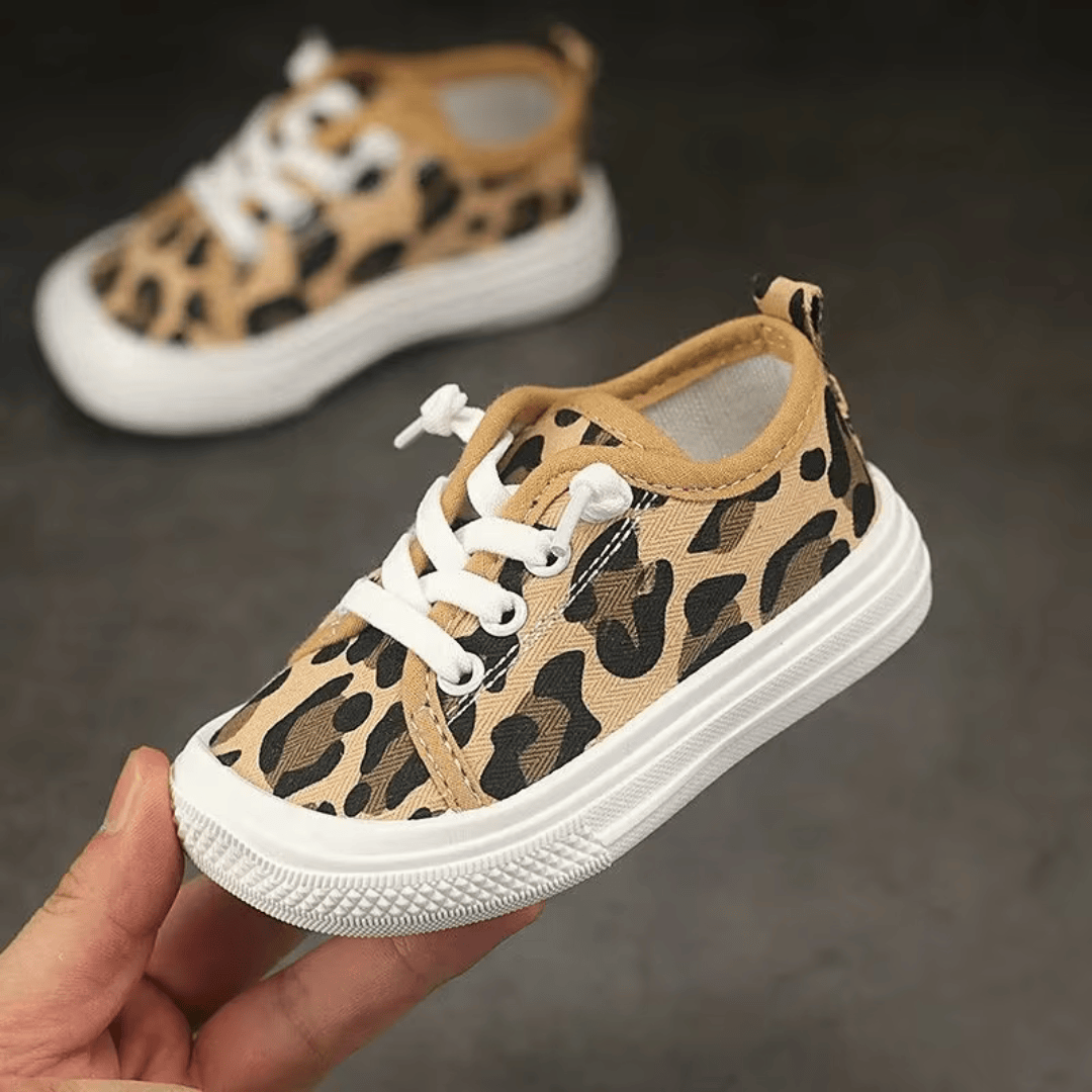 Pavoco Kinder Schuhe Leichte Sneaker für Kinder atmungsaktiv mit Leopardenmuster flexibel
