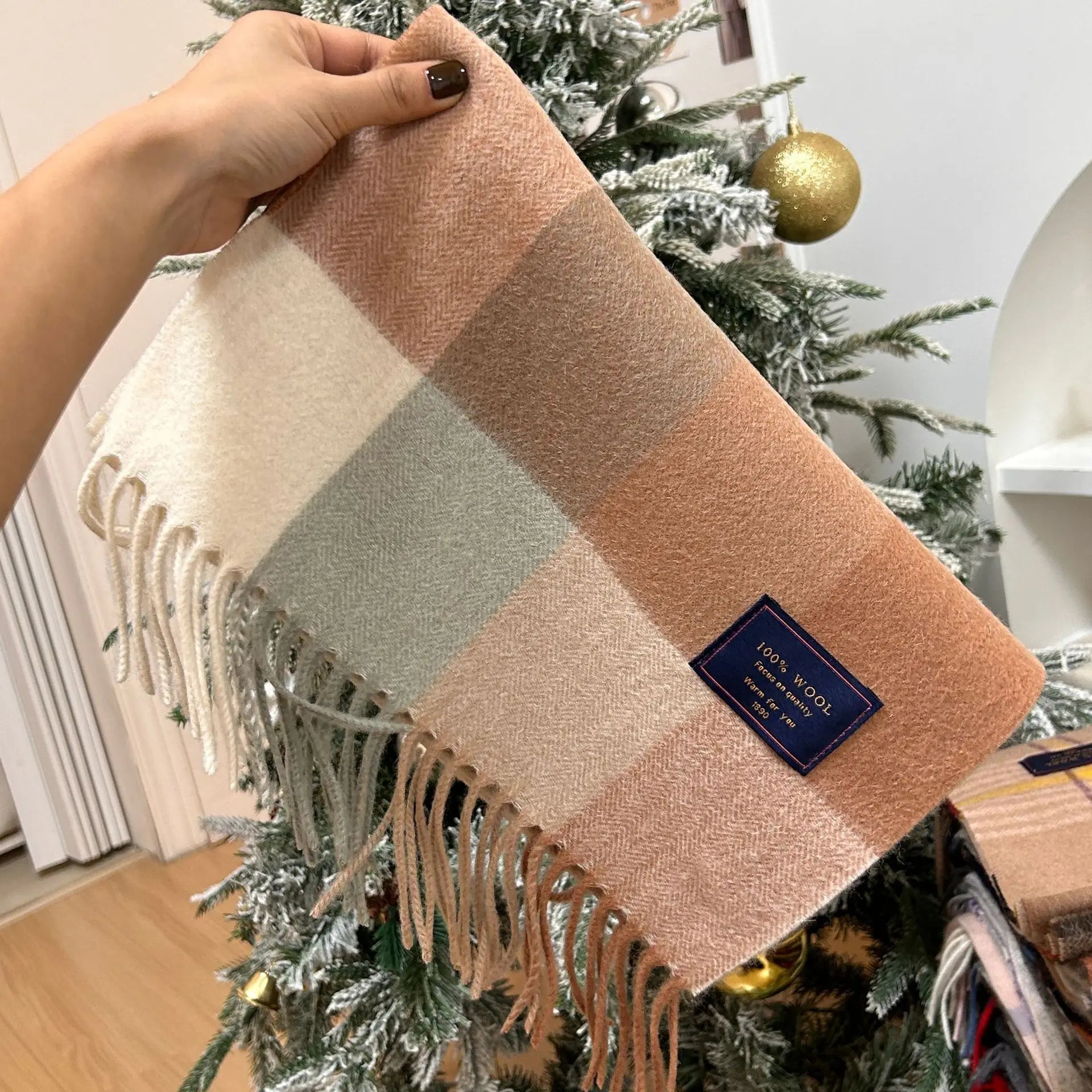 Pavoco Schals & Tücher 4 Eleganter Wollschal für Unisex warm vielseitig Winter aus 100 % Wolle