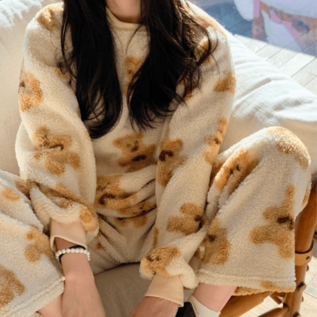 Pavoco Schlafanzüge Samtweiches Pyjama Set für Damen mit Bären-Print gemütlich langarm Schlafanzug