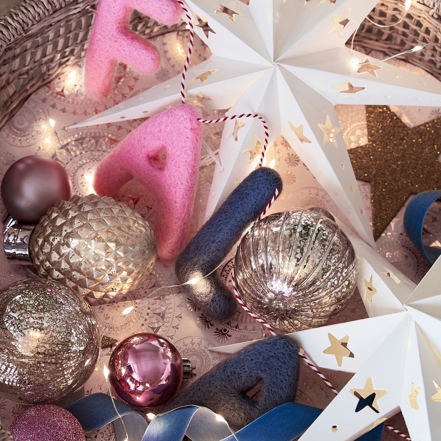 Pavoco Weihnachtsstern Dekorationen Default Elegante Weihnachtssterne warmweiß 3D Design mit LED Beleuchtung