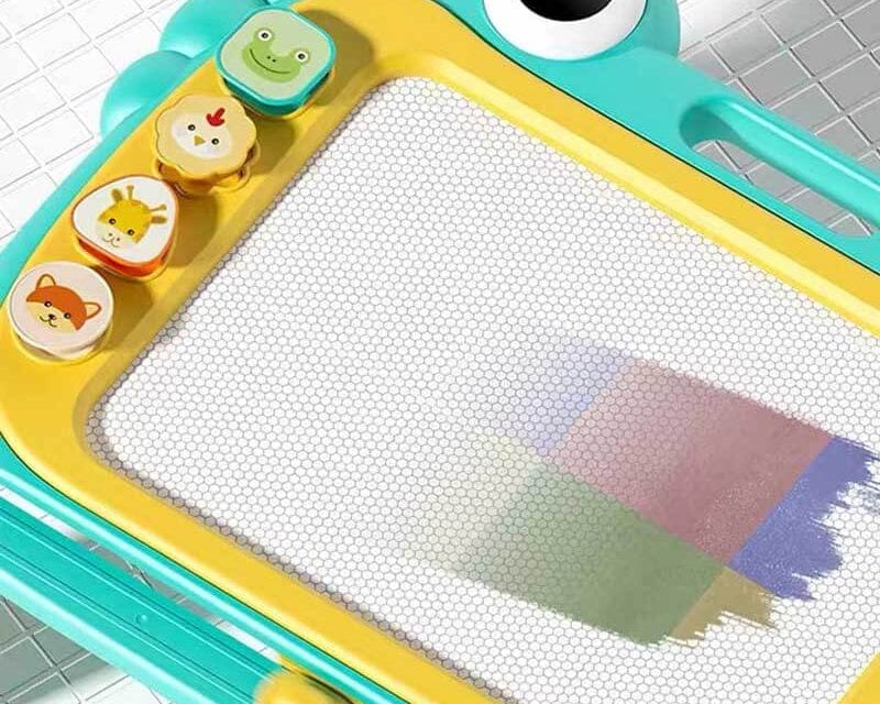 Pavoco Zeichen- und Malutensilien Buntes Magnetisches Zeichenbrett für Kinder kreativ sicher vielseitig mit Zubehör